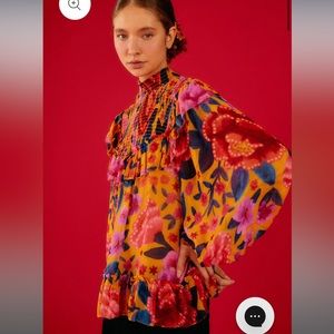 Farm Rio
Floral Dream Smocked Blouse
Large
Floral Dream